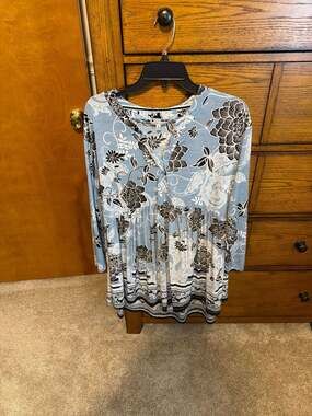 White Birch Plus Size 3X Blue Floral Paisley Long Sleeve Babydoll Tunic Top